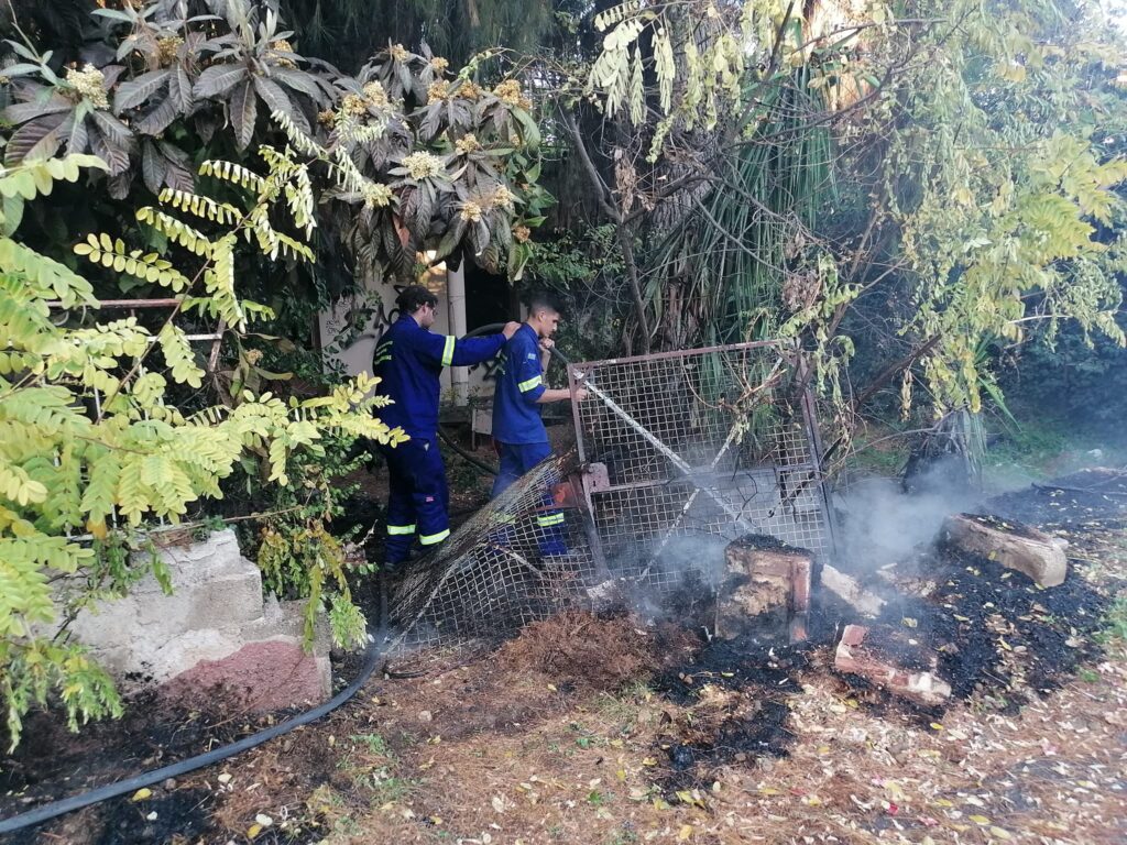 Πυρκαγιά σε οικία στα Νέα Παλάτια